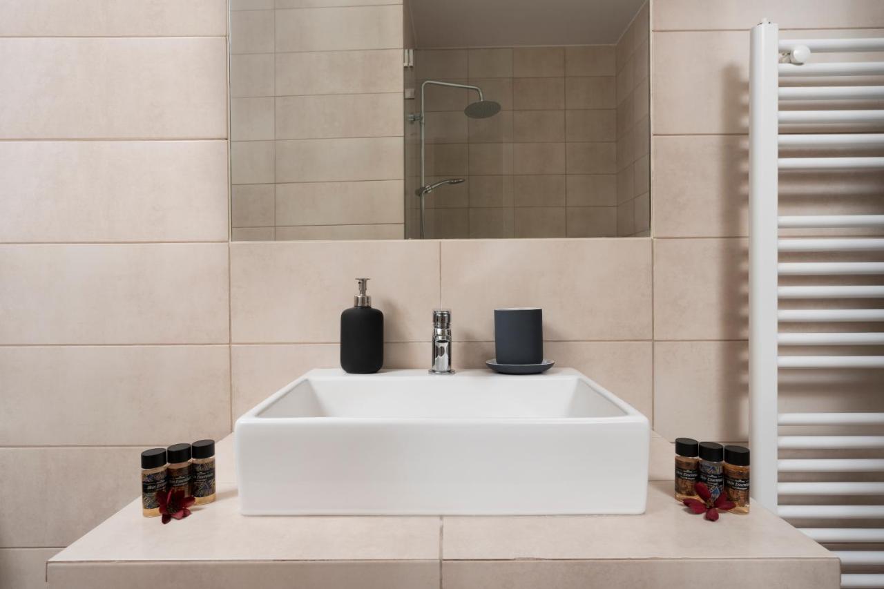 Morum Athens Urban Stay Atenas Exterior foto